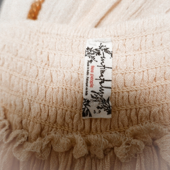 FREE PEOPLE - INTIMATELY Peach/Pink Crepe with Rose Gold Sequin Detail, size PS - Picture 3 of 5